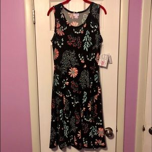 LuLaRoe Medium Nikki Dress